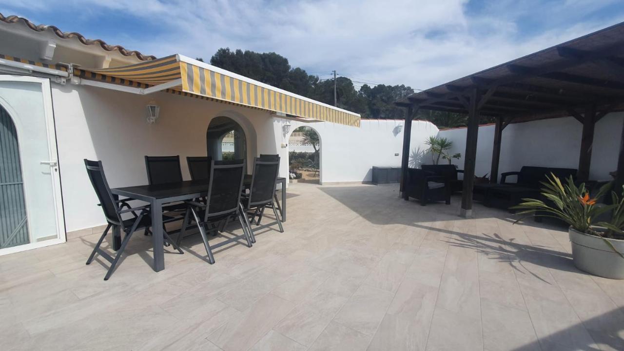 Cheerful 2-Bedroom Villa With Private Pool Calpe Zewnętrze zdjęcie
