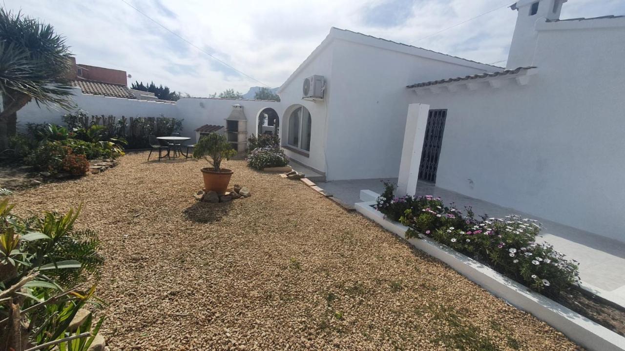 Cheerful 2-Bedroom Villa With Private Pool Calpe Zewnętrze zdjęcie